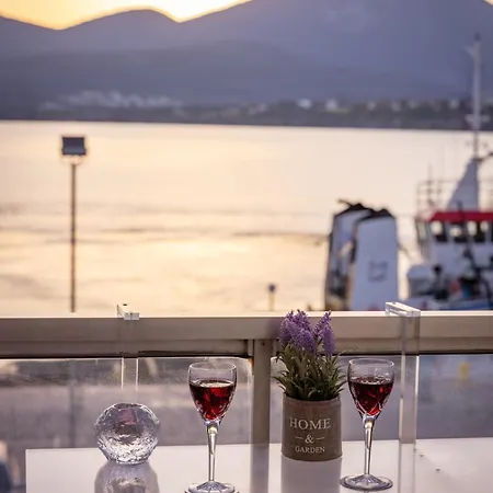 Διαμέρισμα Seaside With A Great View In *