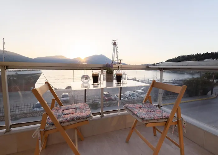 Seaside With A Great View In Apartment Chalkida
